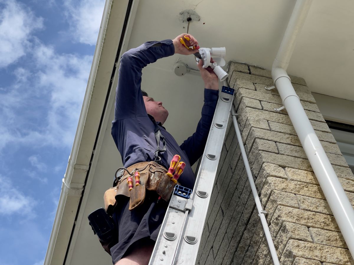 what does handyman insurance cover